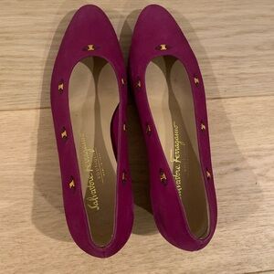 Vintage Satratore Ferragamo Purple heels